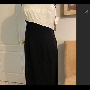Scott MCclintok  long dress black and white 14 Women’s New